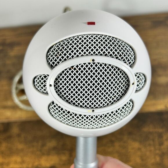 LOGITECH WHITE BLUE SNOWBALL ICE PLUG AND PLAY USB MICROPHONE - Picture 4 of 13
